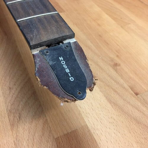 Réparation Guitare Folk