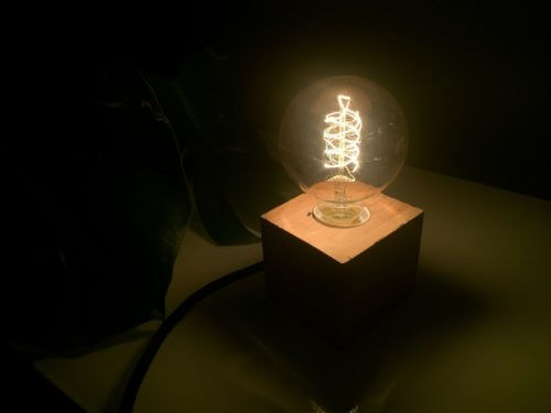 DIY-BOIS-Lampe-Cube